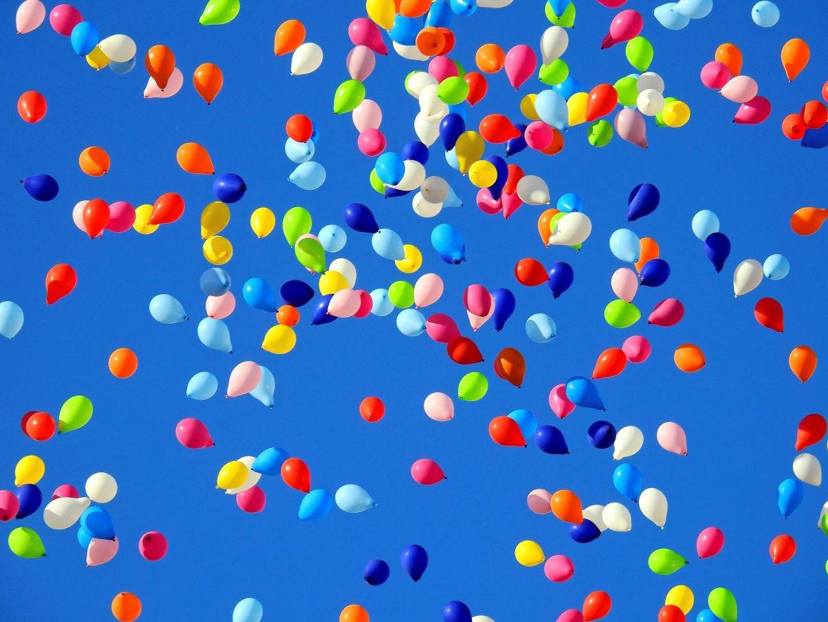 Фон воздушные шарики (100 фото)