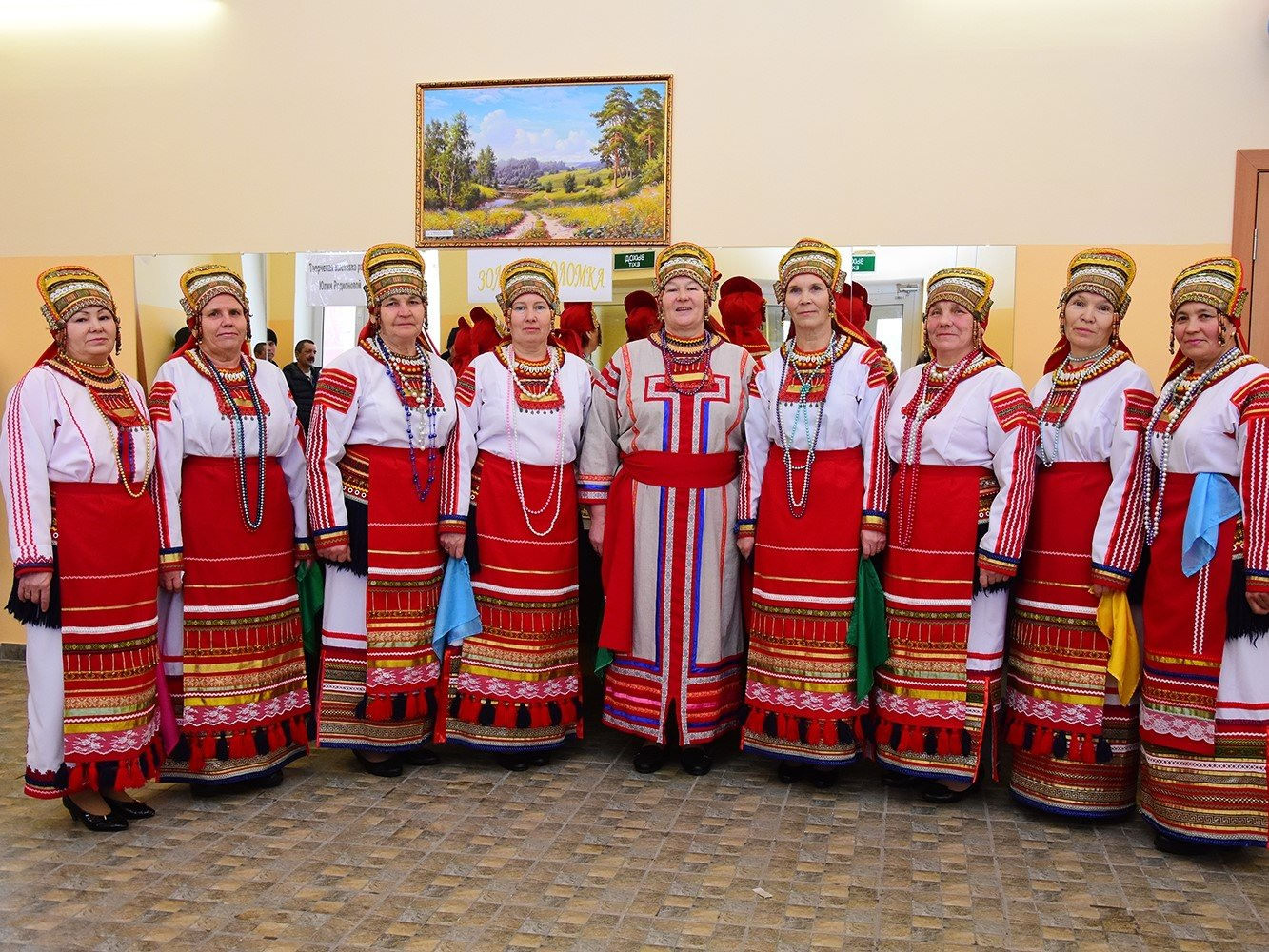 Центр чувашской республики. Мордовский культурный центр Чувашской Республики. Малые кармалы Ибресинский район. Мордовия Мордовский народ. Село малые кармалы Чувашия.